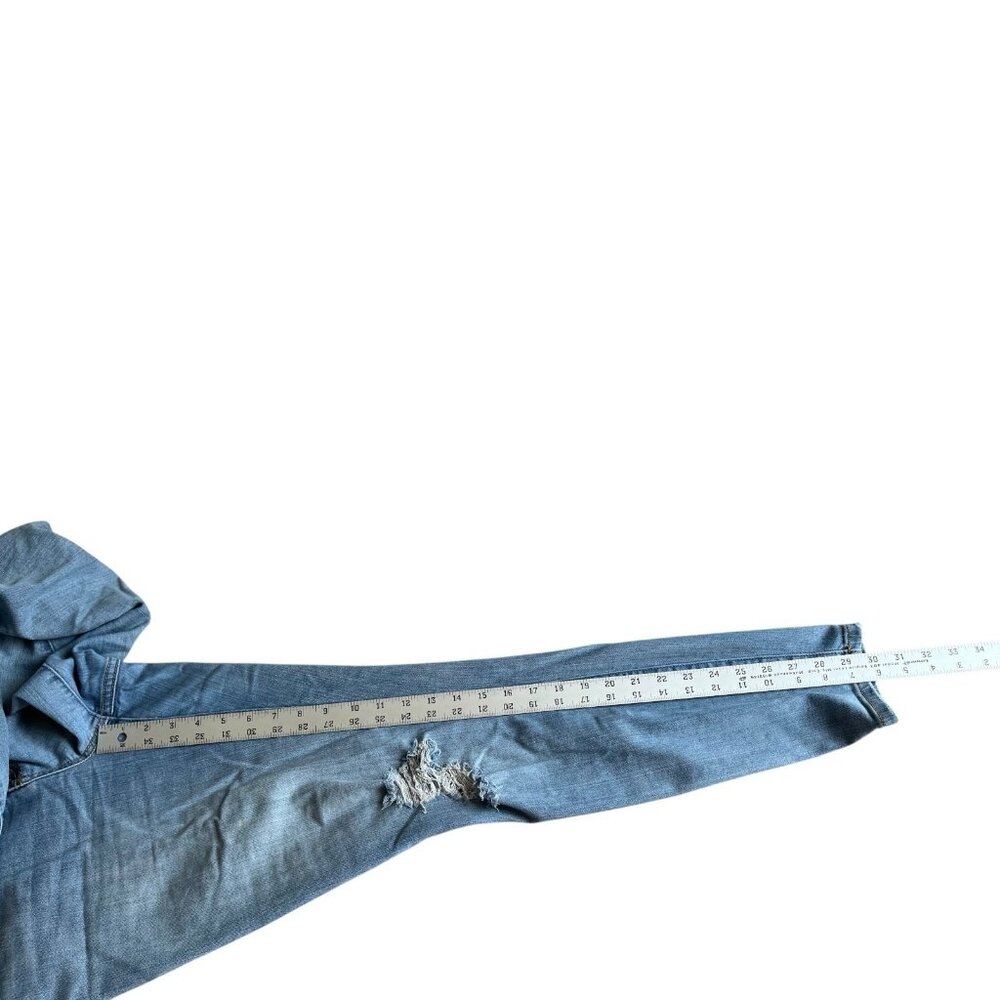 Torrid Bombshell Skinny Jeans 14R Light Wash Distressed Stretch - Picture 12 of 12